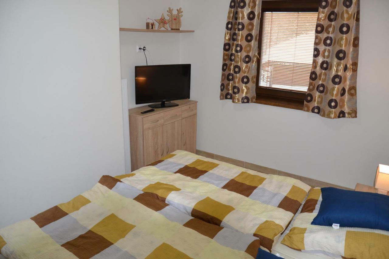 דמנובסקה דולינה Chopok Juh Apartman Tatiana, Trangoska מראה חיצוני תמונה